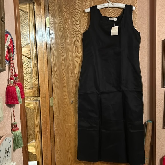 Vintage 90s with tags Black silk dress. Wonderful for celebrations/formals. - Picture 1 of 4